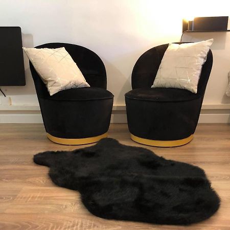 Lighthouse Studio Apartment Montpellier Bagian luar foto